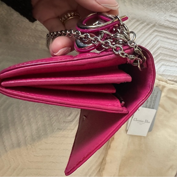 Patent Cannage Lady Dior Rendezvous Wallet On Chain Fuchsia full set - Picture 13 of 15